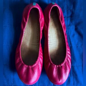 Cardinal Red Tieks size 8